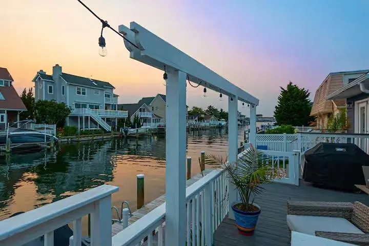 3Br Canal Front Getaway Near Fenwick Walk To Beach With Dock And Kayaks オーシャン・シティ 別荘