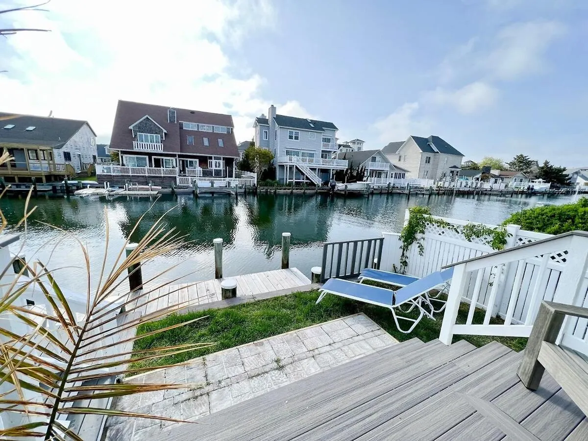 別荘 3Br Canal Front Getaway Near Fenwick Walk To Beach With Dock And Kayaks オーシャン・シティ